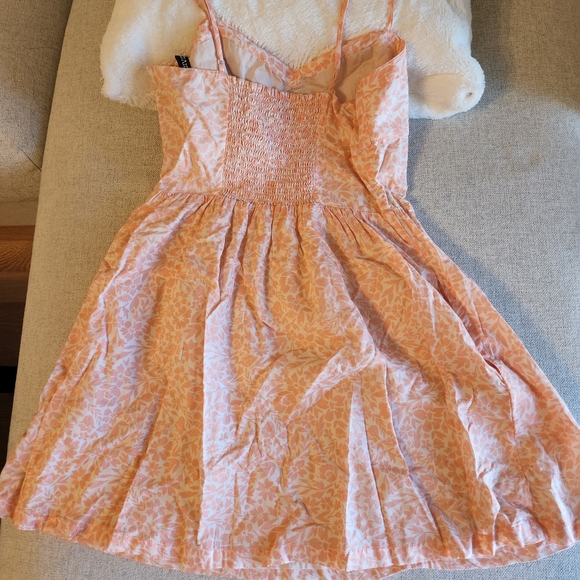 H&M floral cotton dress with pockets - Picture 6 of 11